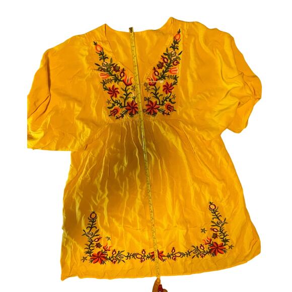 Yellow V Neck Knee Length Short Sleeve Shift Dress with Pink and Red Flowers XL - Picture 4 of 4